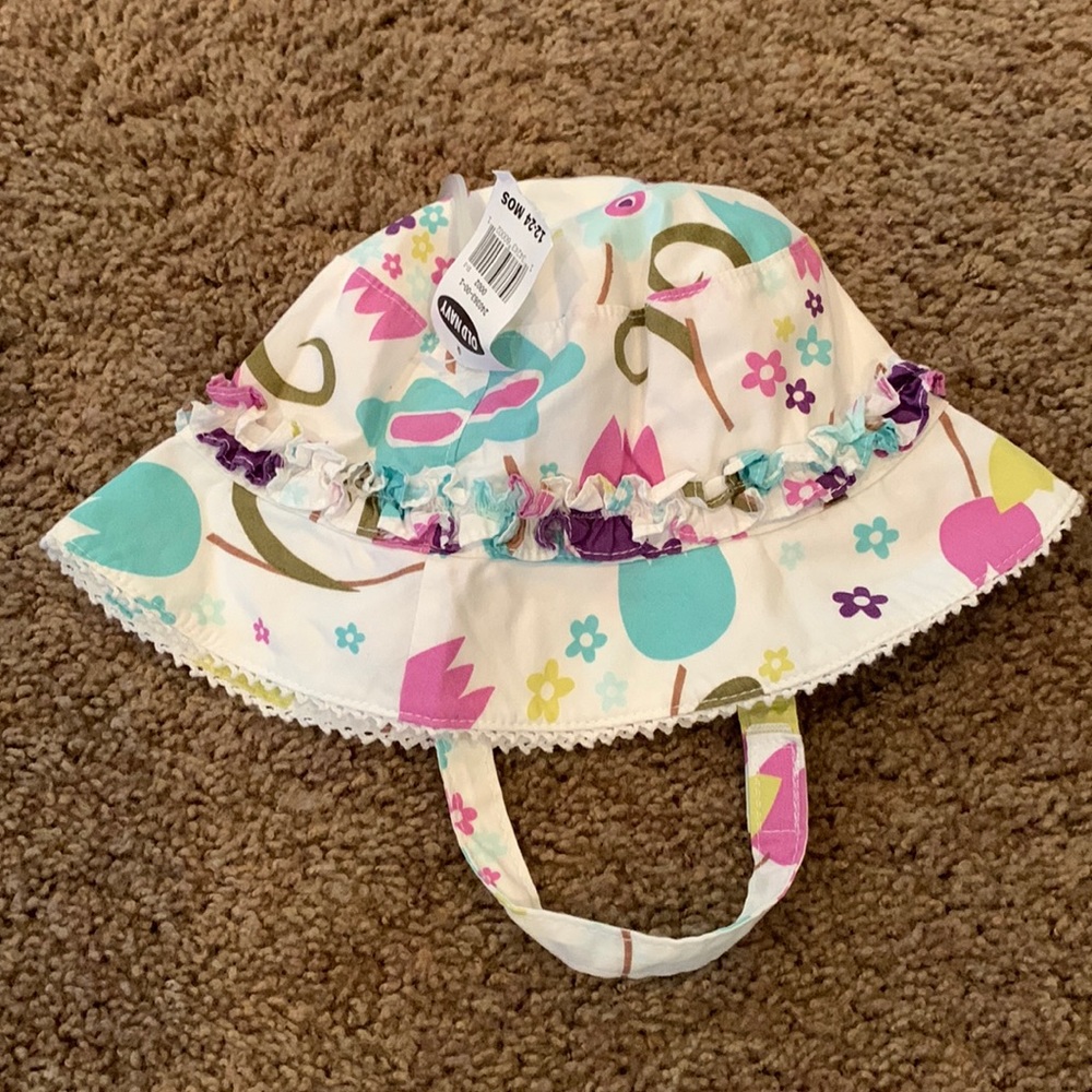 NWT Old Navy hat